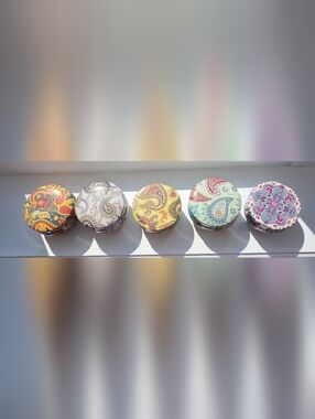 (5×2.5oz)#5🎁❓️Bundle Lot #5  (5) Hidden Mystery Jewellery Surprises Candle Lot